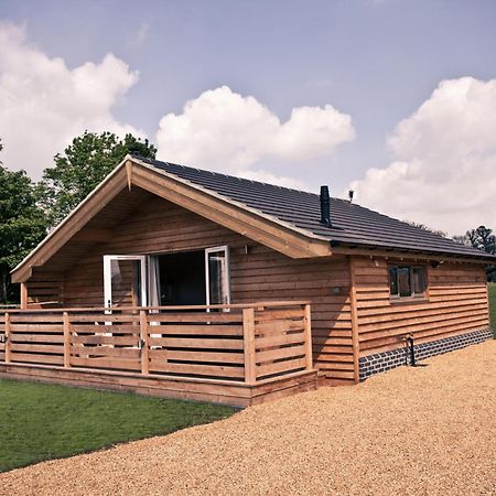 Fields End Lodges Doddington  Екстер'єр фото