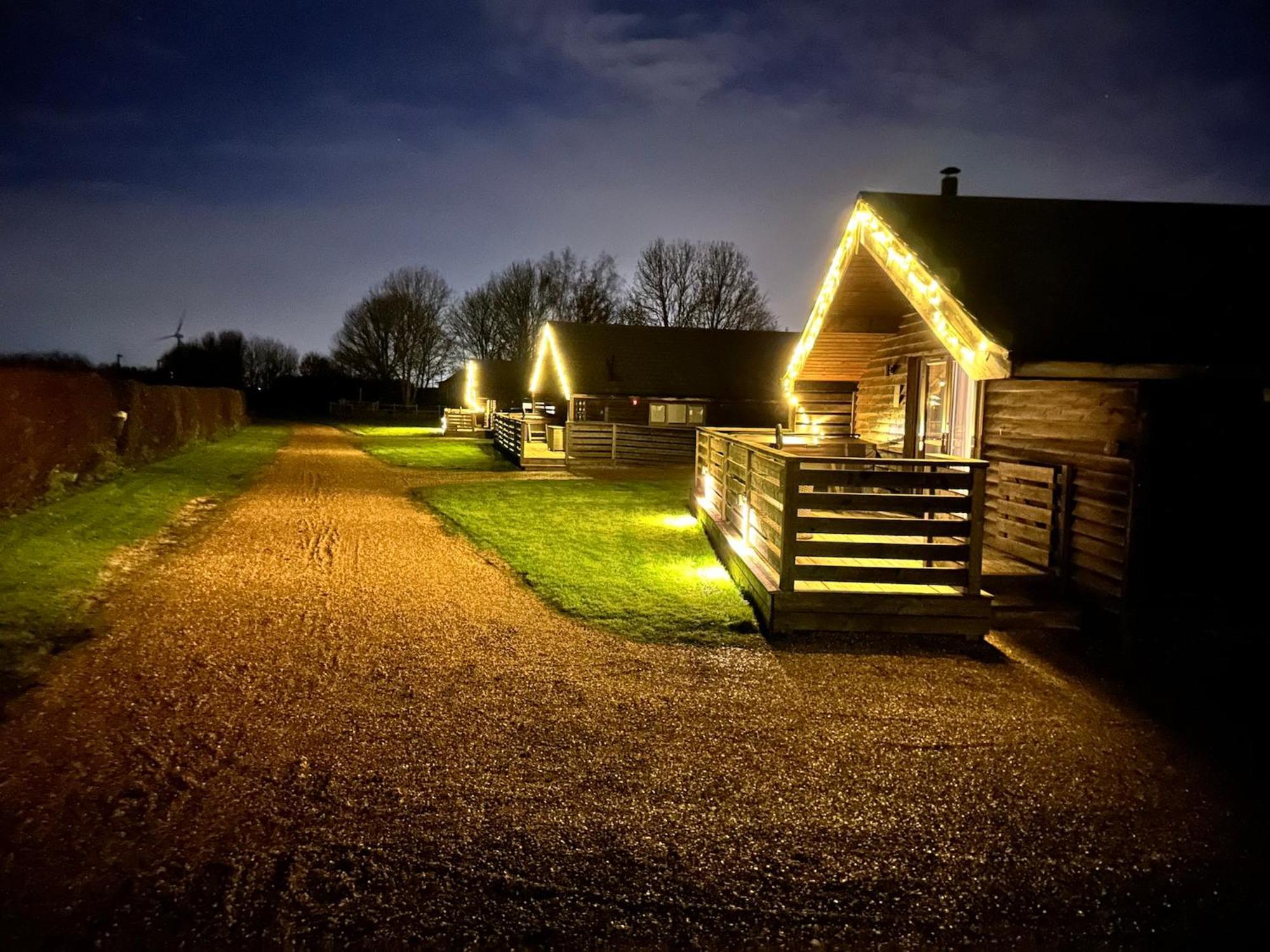 Fields End Lodges Doddington  Екстер'єр фото