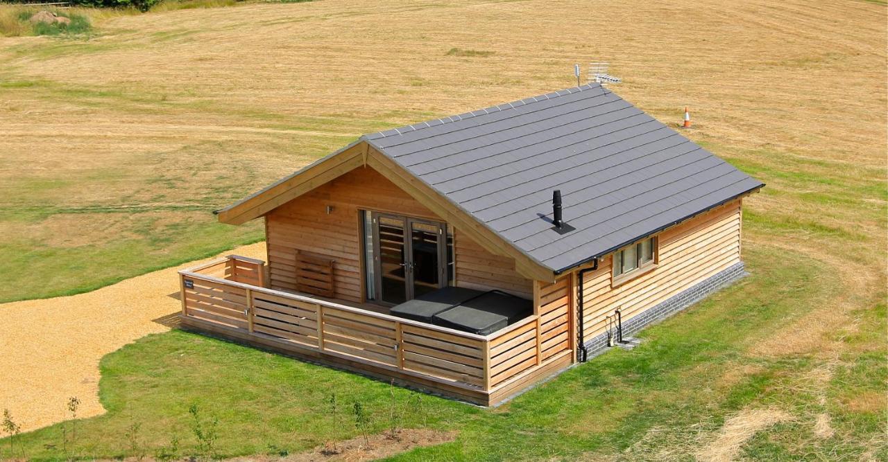 Fields End Lodges Doddington  Екстер'єр фото