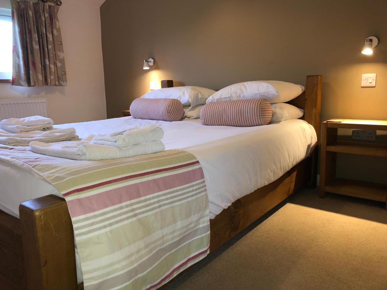 Fields End Lodges Doddington  Екстер'єр фото